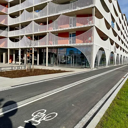 Aparthotel Shome I Self Check-in I Free Parking Graz