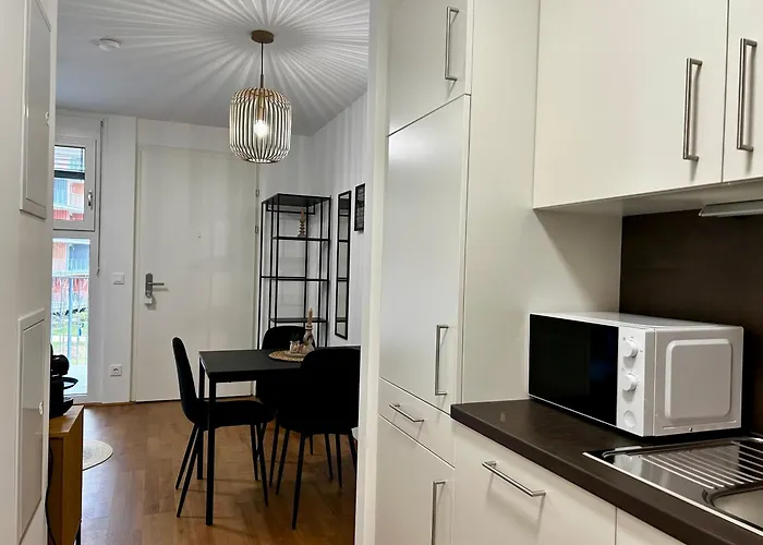 Shome I Self Check-in I Free Parking גראץ